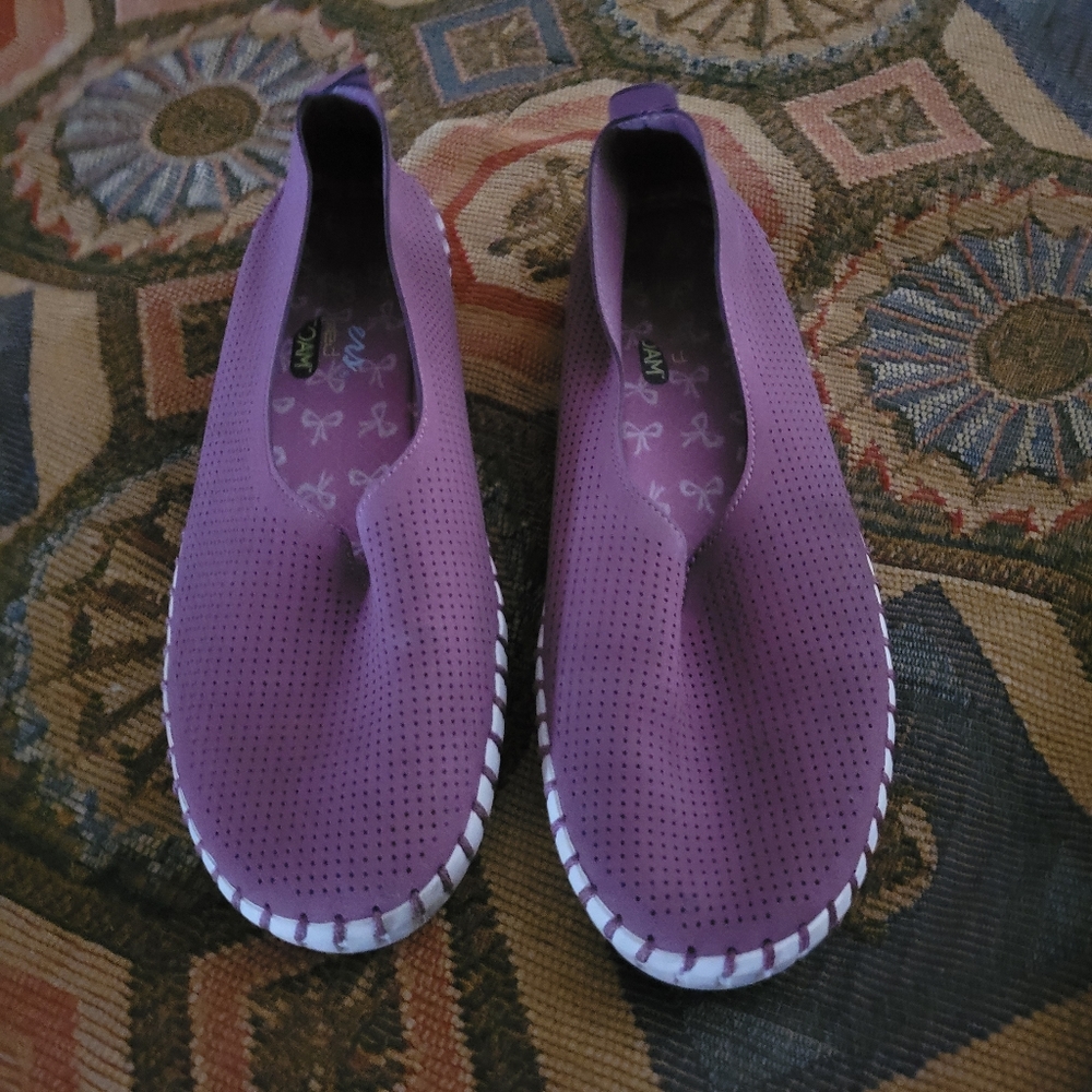 Skechers Slip-Ons Perforated 7